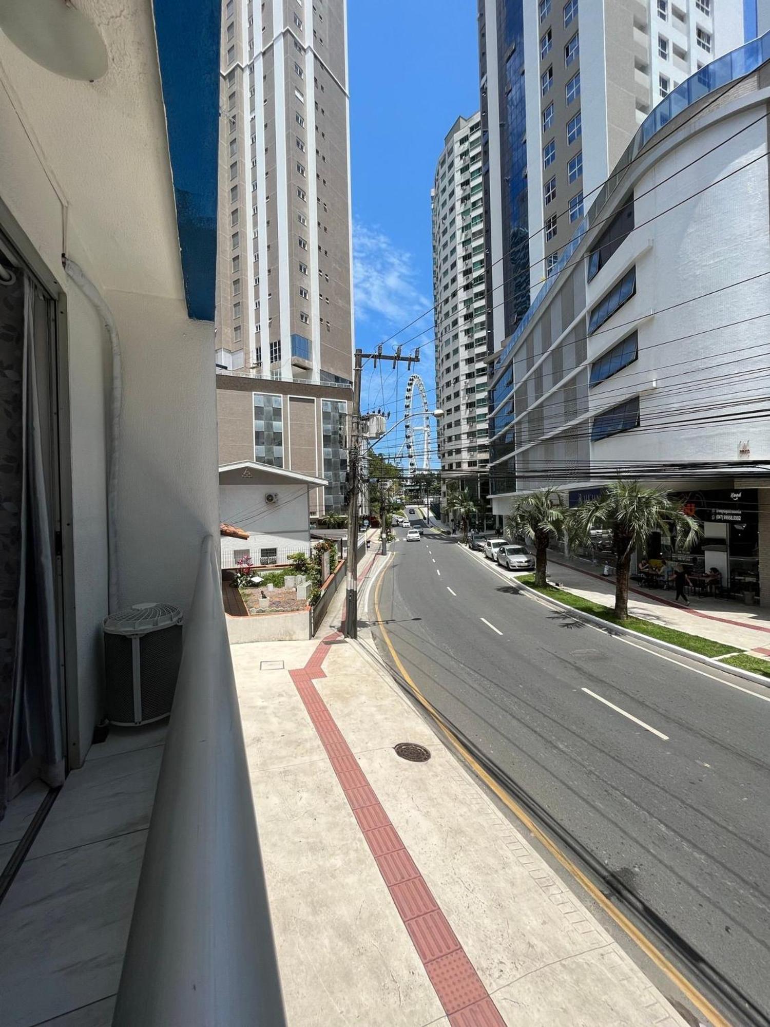 Ma01- Kitnet Com Ar | Vista Big Wheel | Garagem Apartment Balneario Camboriu Luaran gambar